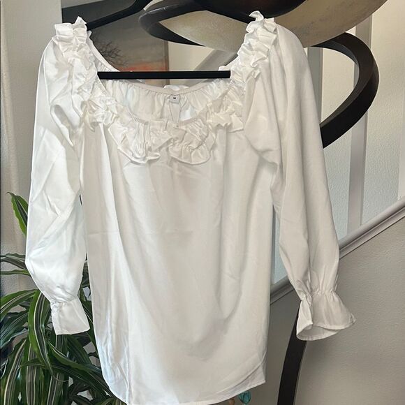 Elegant White Ruffle Blouse - Picture 1 of 2